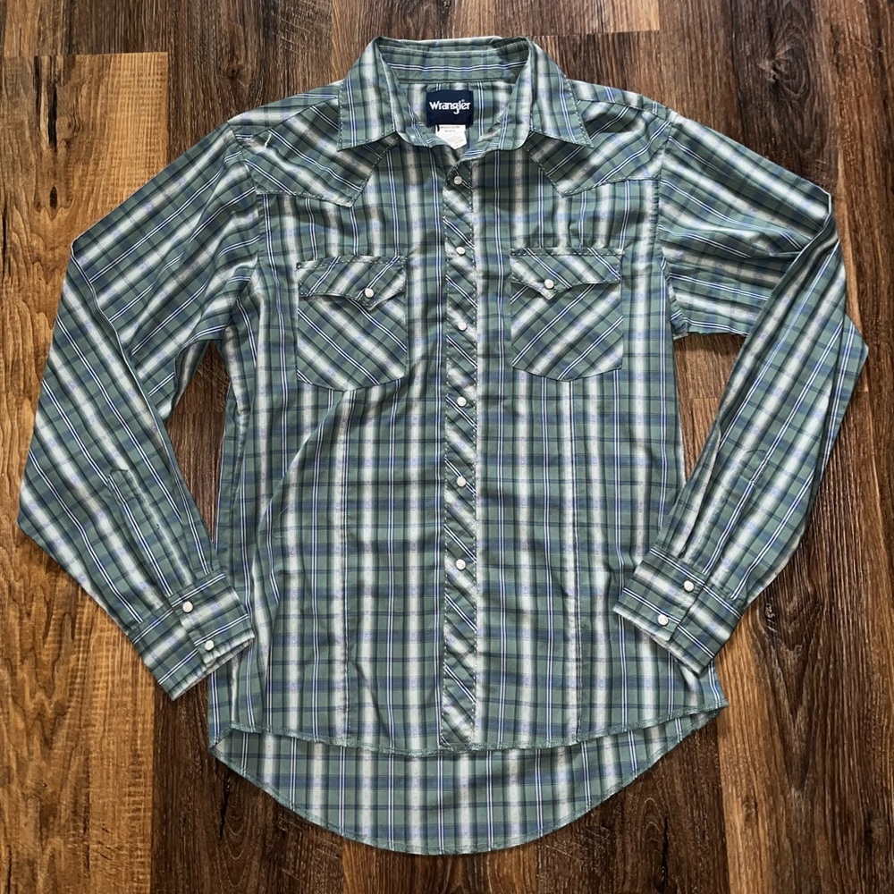 WRANGLER Men’s Green Plaid Pearlsnap